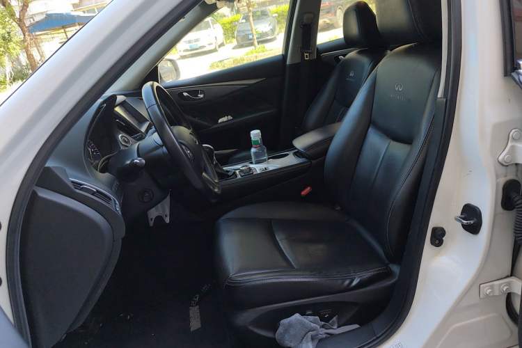 Used Infiniti Q50 2014 2.0T Luxury Edition Left Front Seat
