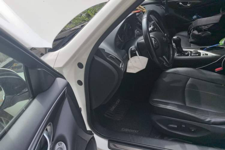 Used Infiniti Q50 2014 2.0T Comfort Edition Left Front Seat