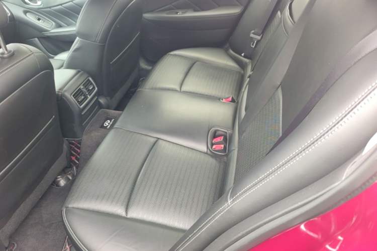 Used Infiniti Q50 2014 3.7L Luxury Sport Edition Left Rear Seat
