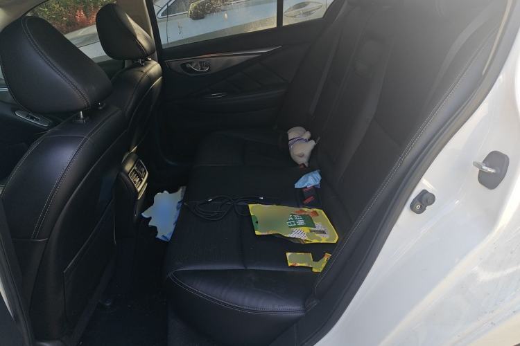 Used Infiniti Q50 2014 3.7L Luxury Sport Edition Left Rear Seat