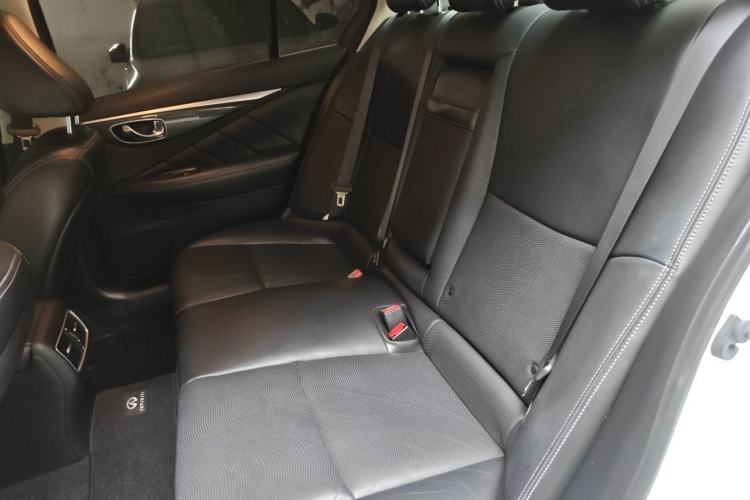 Used Infiniti Q50 2014 2.0T Comfort Edition Left Rear Seat