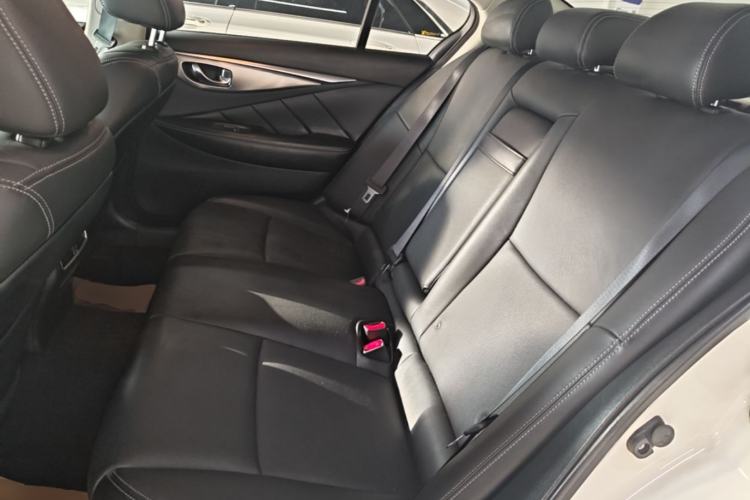 Used Infiniti Q50 2014 3.7L Comfort Edition Left Rear Seat
