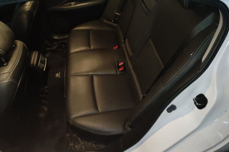 Used Infiniti Q50 2014 3.7L Comfort Edition Left Rear Seat