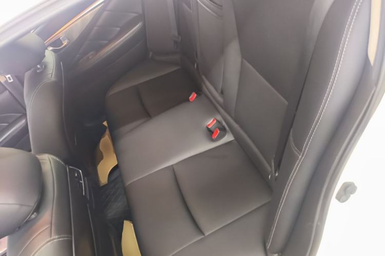 Used Infiniti Q50 2014 3.7L Comfort Edition Left Rear Seat