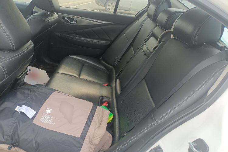 Used Infiniti Q50 2014 3.7L Luxury Edition Left Rear Seat