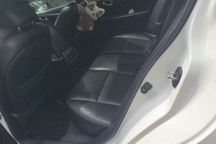 Used Infiniti Q50 2014 2.0T Comfort Edition Left Rear Seat