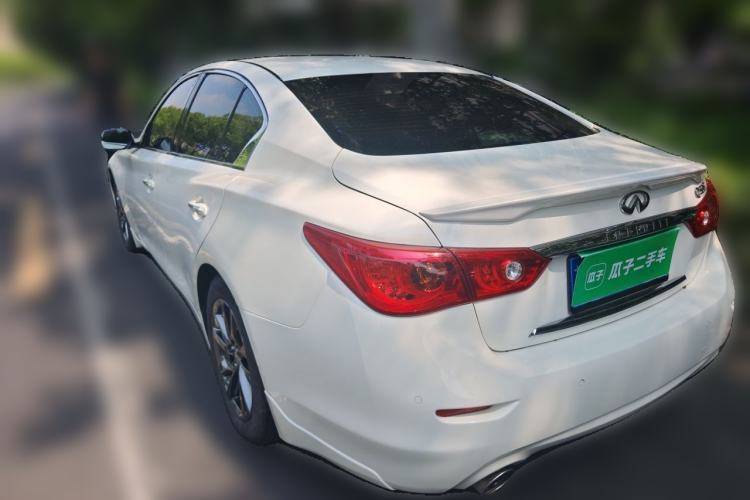 Used Infiniti Q50 2014 2.0T Luxury Edition Rear Left 45 Deg