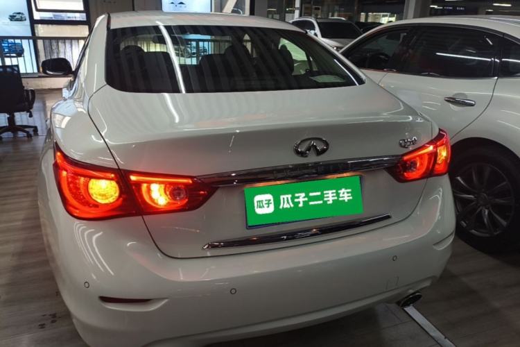 Used Infiniti Q50 2014 3.7L Comfort Edition Rear