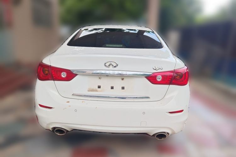 Used Infiniti Q50 2014 3.7L Luxury Edition Rear
