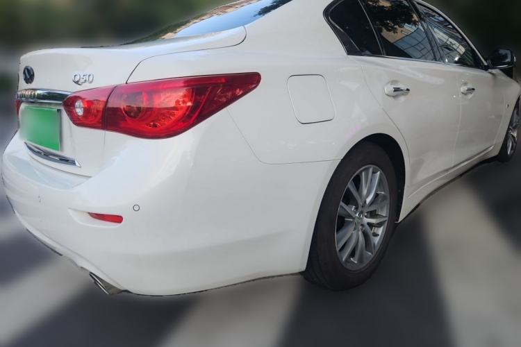 Used Infiniti Q50 2014 3.7L Comfort Edition Rear Right 45 Deg