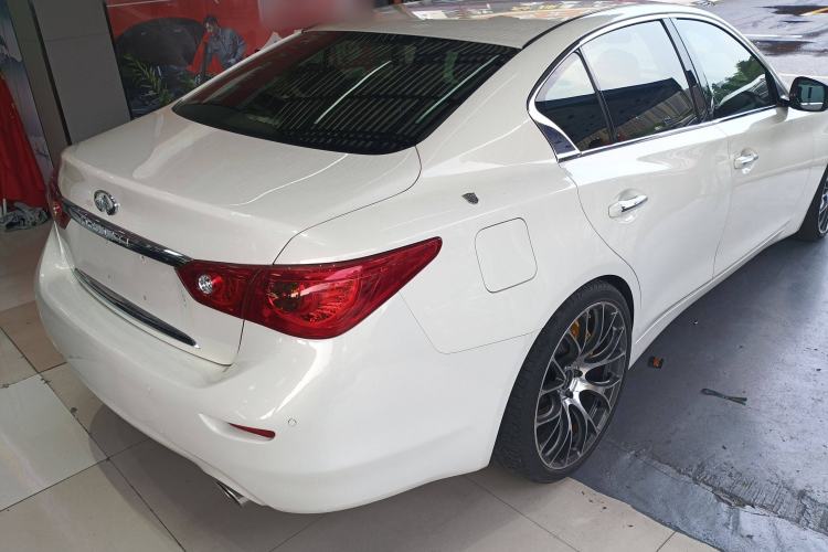 Used Infiniti Q50 2014 3.7L Luxury Sport Edition Rear Right 45 Deg