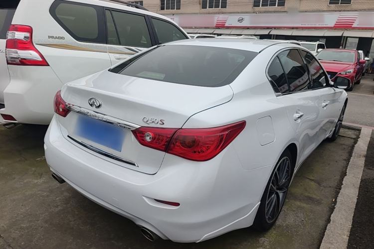 Used Infiniti Q50 2014 3.7L Luxury Sport Edition Rear Right 45 Deg