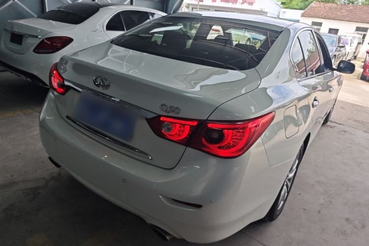 Used Infiniti Q50 2014 2.0T Comfort Edition Rear Right 45 Deg
