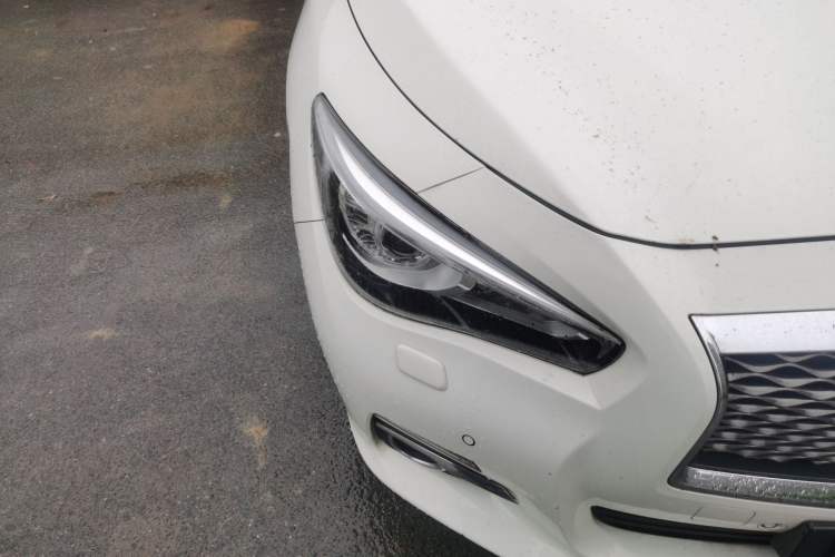 Used Infiniti Q50 2014 2.0T Luxury Edition Right Front Headlight