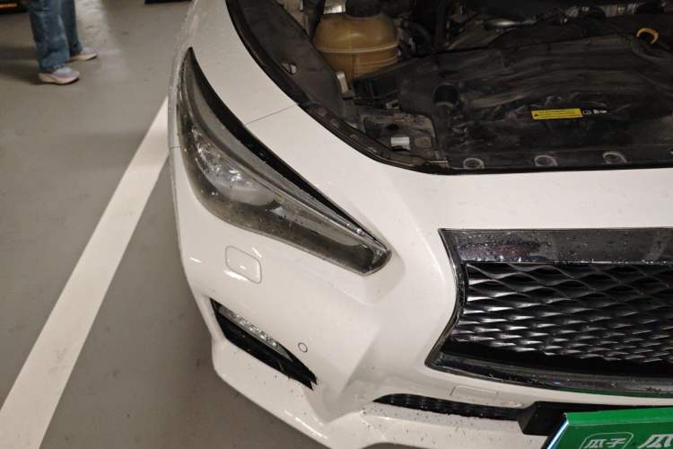 Used Infiniti Q50 2014 2.0T Comfort Edition Right Front Headlight