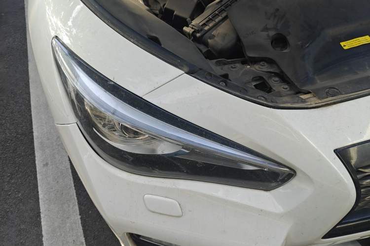 Used Infiniti Q50 2014 3.7L Luxury Sport Edition Right Front Headlight