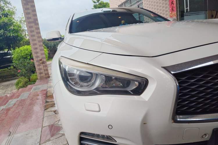 Used Infiniti Q50 2014 3.7L Luxury Edition Right Front Headlight