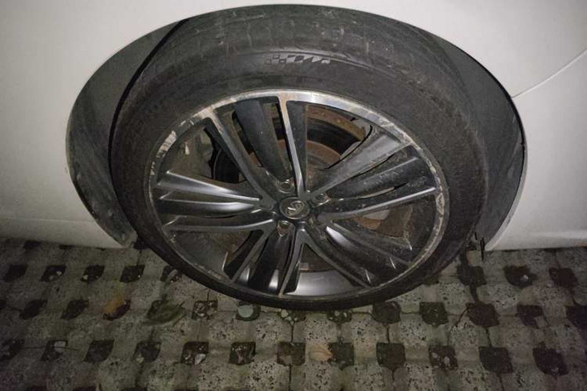 Used Infiniti Q50 2014 2.0T Luxury Sport Edition Right Front Wheel Hub