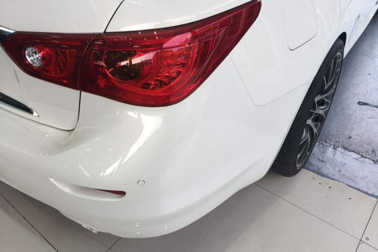 Used Infiniti Q50 2014 3.7L Luxury Sport Edition Right Rear Taillight