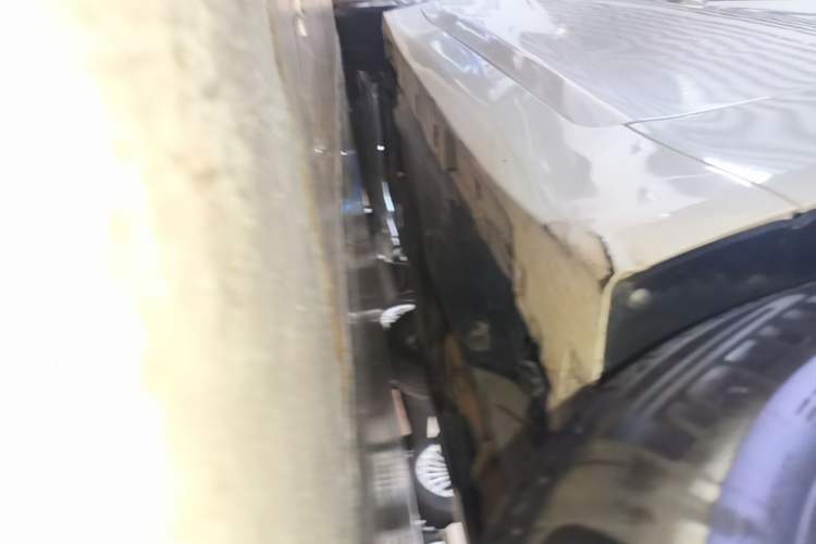 Used Infiniti Q50 2014 3.7L Comfort Edition Right Side Sill
