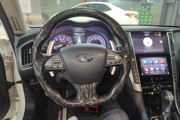 Used Infiniti Q50 2014 3.7L Comfort Edition Steering Wheel
