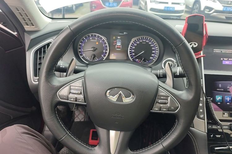 Used Infiniti Q50 2014 3.7L Luxury Sport Edition Steering Wheel
