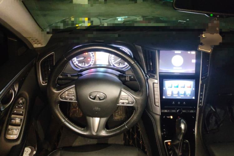 Used Infiniti Q50 2014 3.7L Comfort Edition Steering Wheel