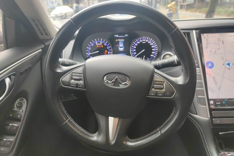 Used Infiniti Q50 2014 3.7L Comfort Edition Steering Wheel
