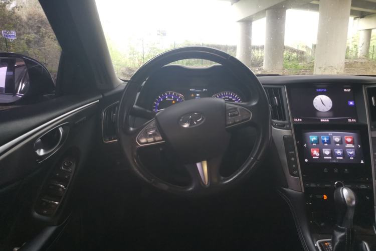 Used Infiniti Q50 2014 3.7L Luxury Edition Steering Wheel