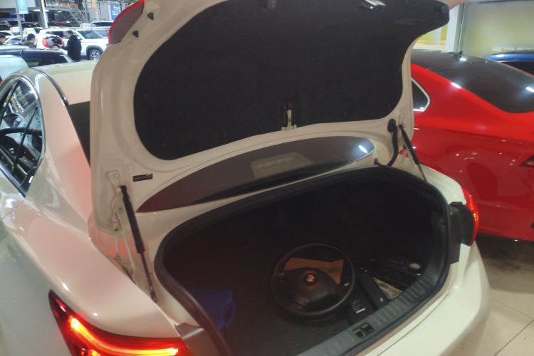 Used Infiniti Q50 2014 3.7L Comfort Edition Trunk