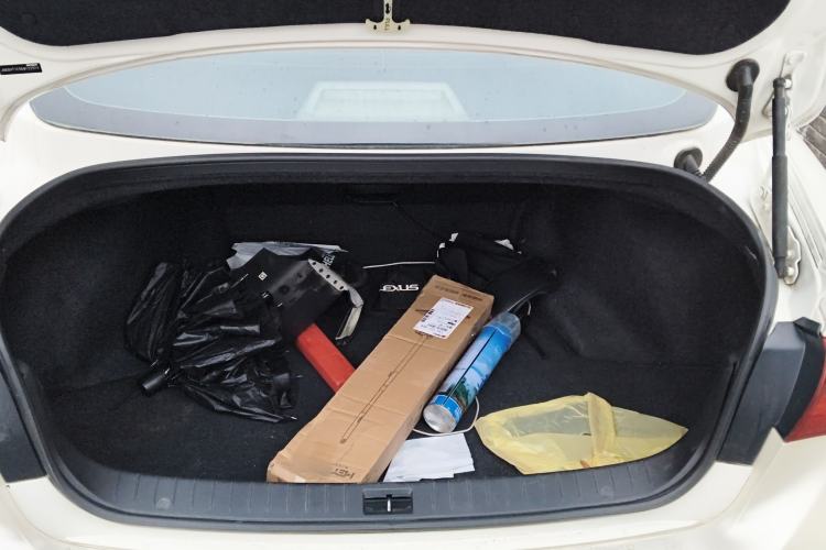 Used Infiniti Q50 2014 3.7L Comfort Edition Trunk