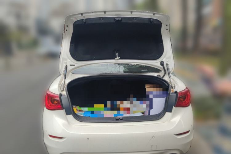 Used Infiniti Q50 2014 3.7L Comfort Edition Trunk