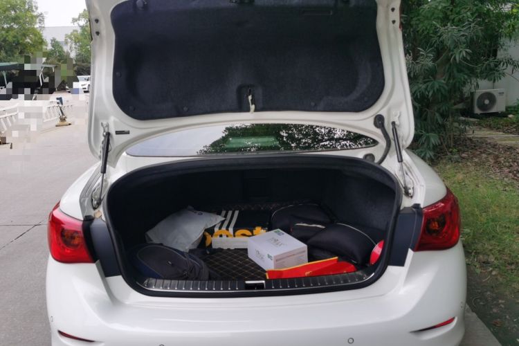 Used Infiniti Q50 2014 3.7L Comfort Edition Trunk