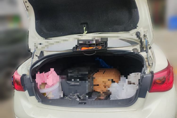 Used Infiniti Q50 2014 3.7L Comfort Edition Trunk