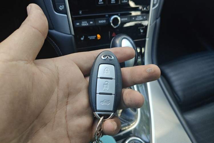 Used Infiniti Q50 2014 3.7L Luxury Sport Edition Vehicle Key