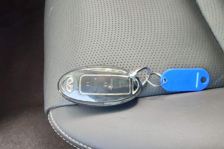 Used Infiniti Q50 2014 2.0T Comfort Edition Vehicle Key