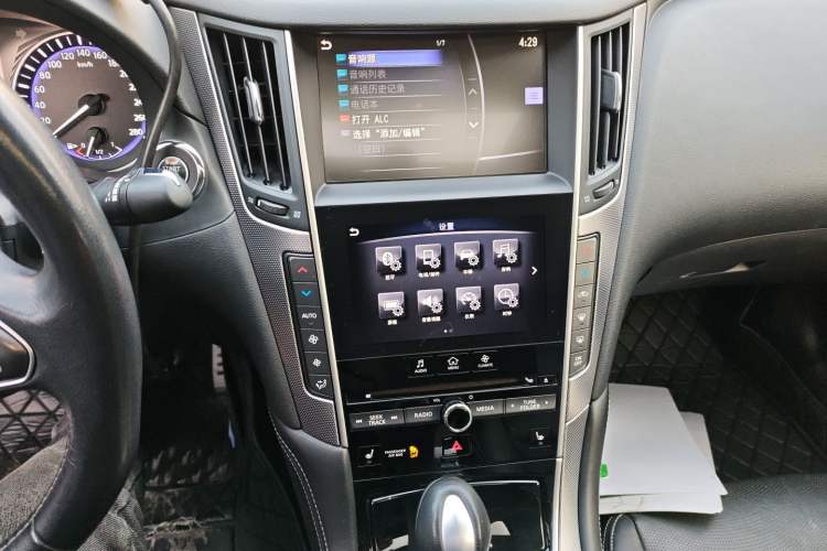 Used Infiniti Q50 2014 3.7L Comfort Edition Audio And AC Panel
