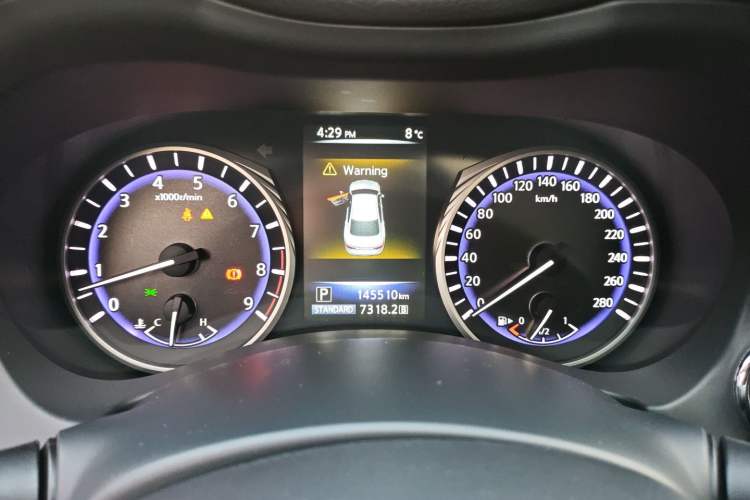Used Infiniti Q50 2014 3.7L Comfort Edition Instrument Cluster