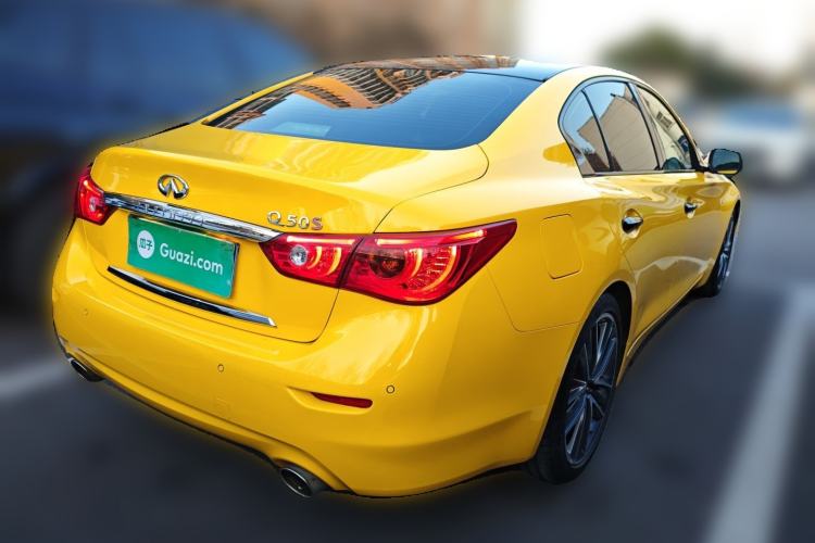 Used Infiniti Q50 2014 3.7L Comfort Edition Rear Right 45 Deg