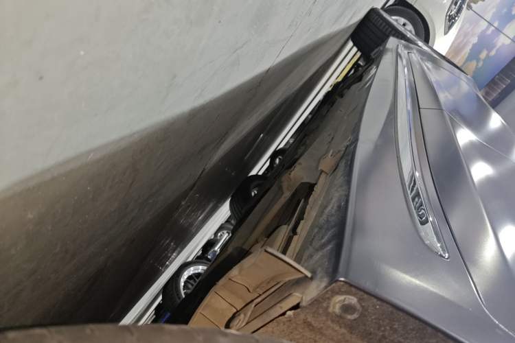 Used Infiniti Q50L 2016 2.0T Ambition Edition Left Side Sill