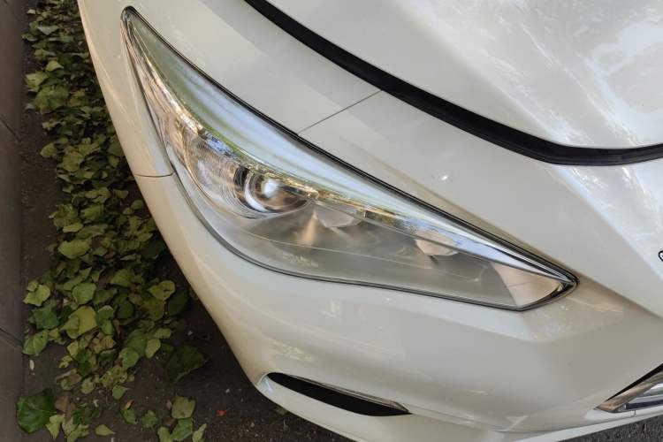 Used Infiniti Q50L 2022 2.0T Comfort Edition Right Front Headlight