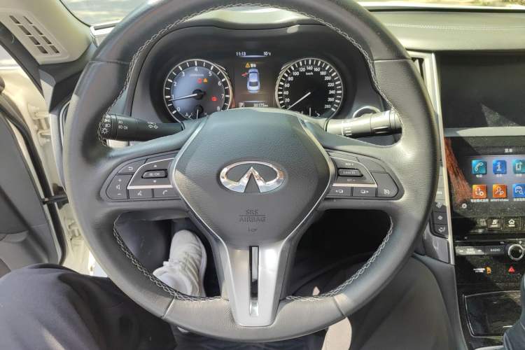 Used Infiniti Q50L 2022 2.0T Comfort Edition Steering Wheel