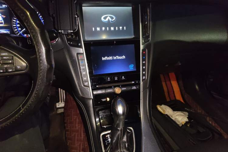 Used Infiniti Q50L 2015 2.0T Enjoyment Edition Audio And AC Panel