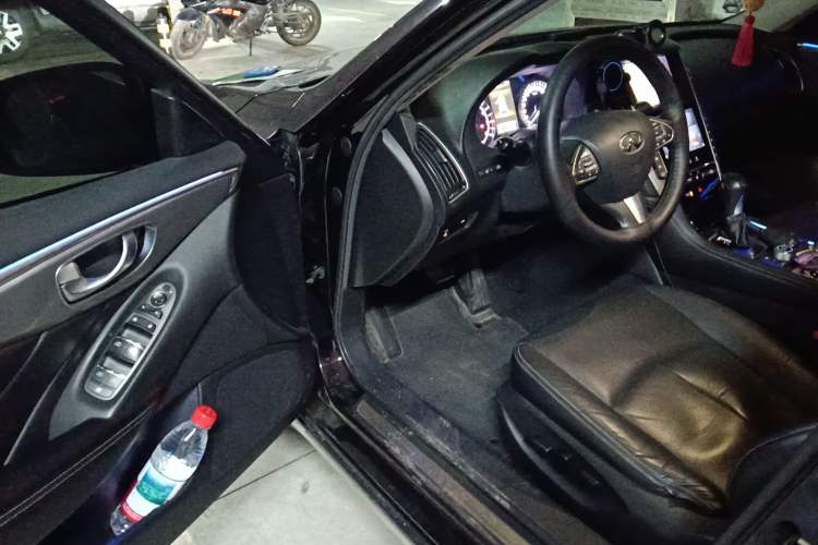 Used Infiniti Q50L 2015 2.0T Enjoyment Edition Driver Seat