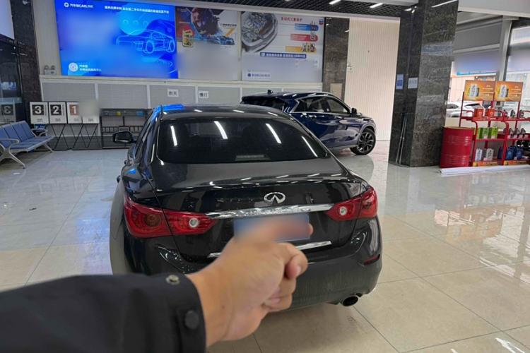 Used Infiniti Q50L 2015 2.0T Comfort Edition Exterior 4