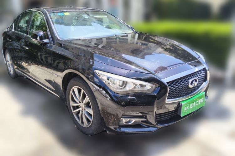 Used Infiniti Q50L 2015 2.0T Enjoyment Edition Front Right 45 Deg
