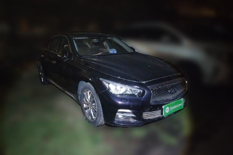 Used Infiniti Q50L 2015 2.0T Enjoyment Edition Front Right 45 Deg