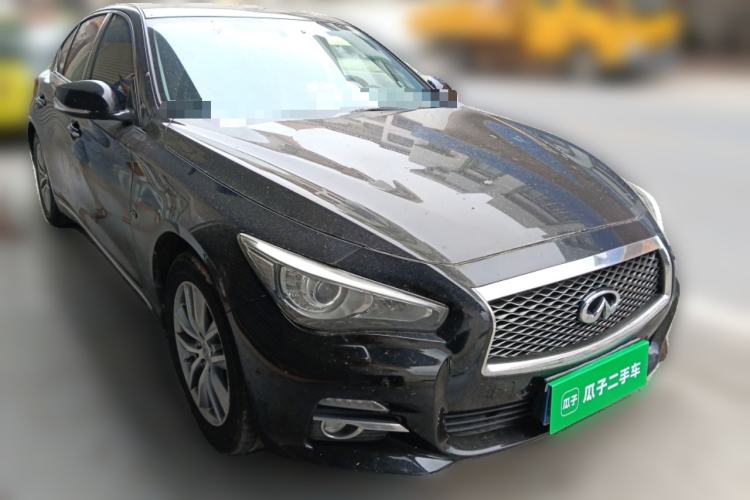 Used Infiniti Q50L 2015 2.0T Enjoyment Edition Front Right 45 Deg