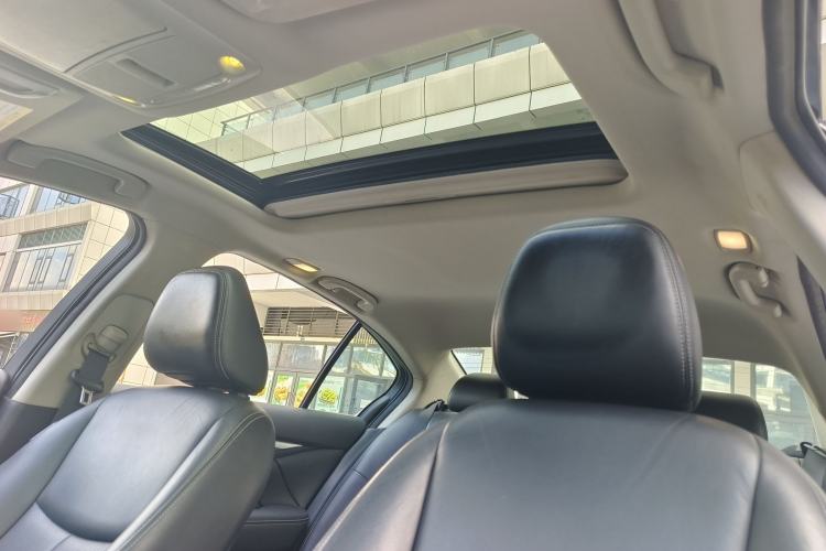 Used Infiniti Q50L 2015 2.0T Comfort Edition Headliner