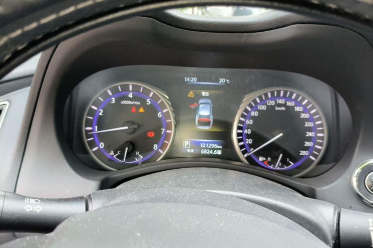 Used Infiniti Q50L 2015 2.0T Enjoyment Edition Instrument Cluster